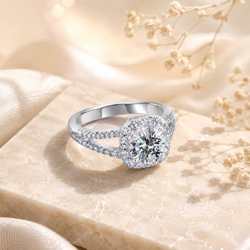 Hot selling 100% S925 silver s - Moissanite Engagement Ring 1 Carat recension och pris