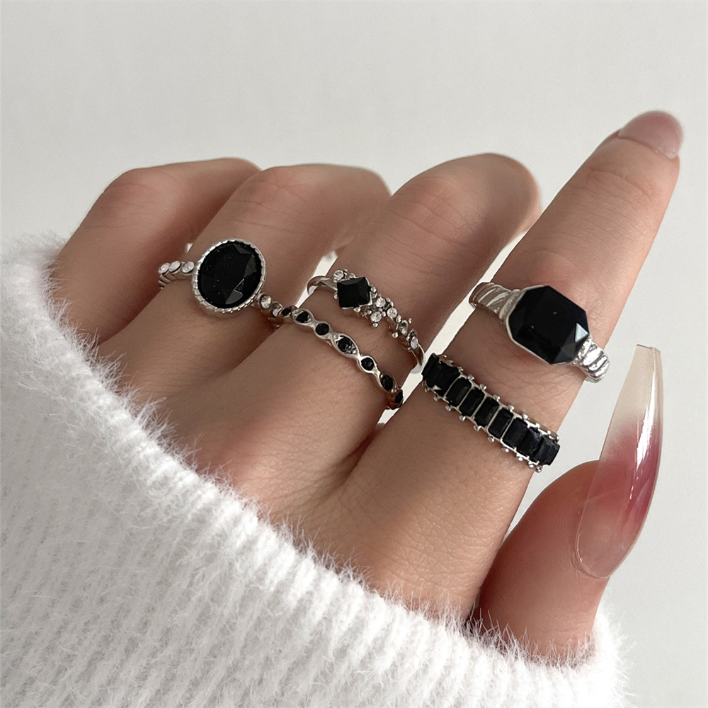 Retro Black Crystal Stone Ring - Vintage Punk Knuckle Rings Set recension och pris
