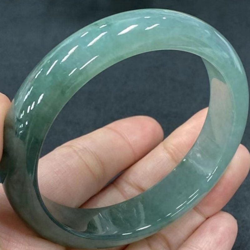 Ice-like, oily, green bracelet - Bracelets recension och pris